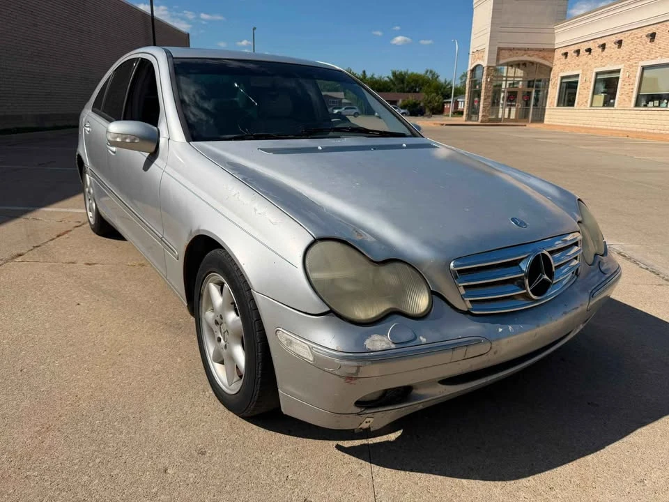 2003 Mercedes-Benz W203 C-Class - Image 8 of 12