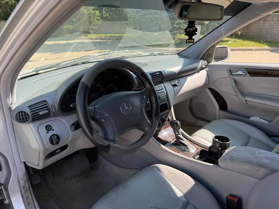 2003 Mercedes-Benz W203 C-Class - Image 9 of 13