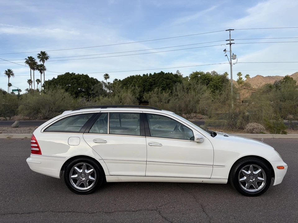 2003 Mercedes-Benz W203 C-Class - Image 11 of 31