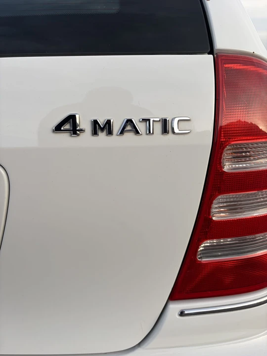 2003 Mercedes-Benz W203 C-Class - Image 28 of 31