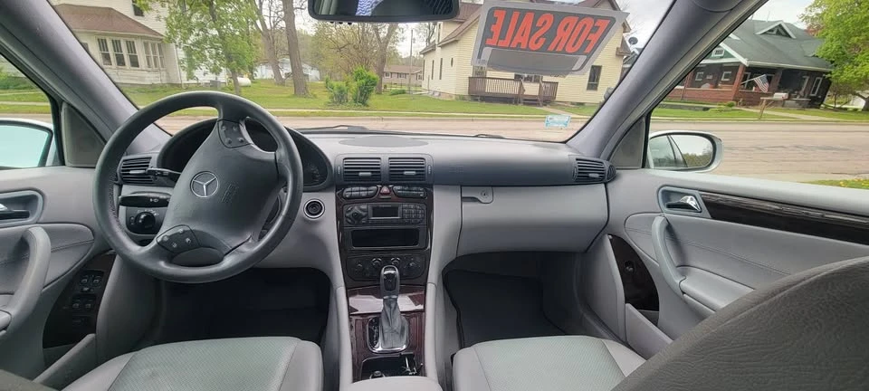 2003 Mercedes-Benz W203 C-Class - Image 6 of 9