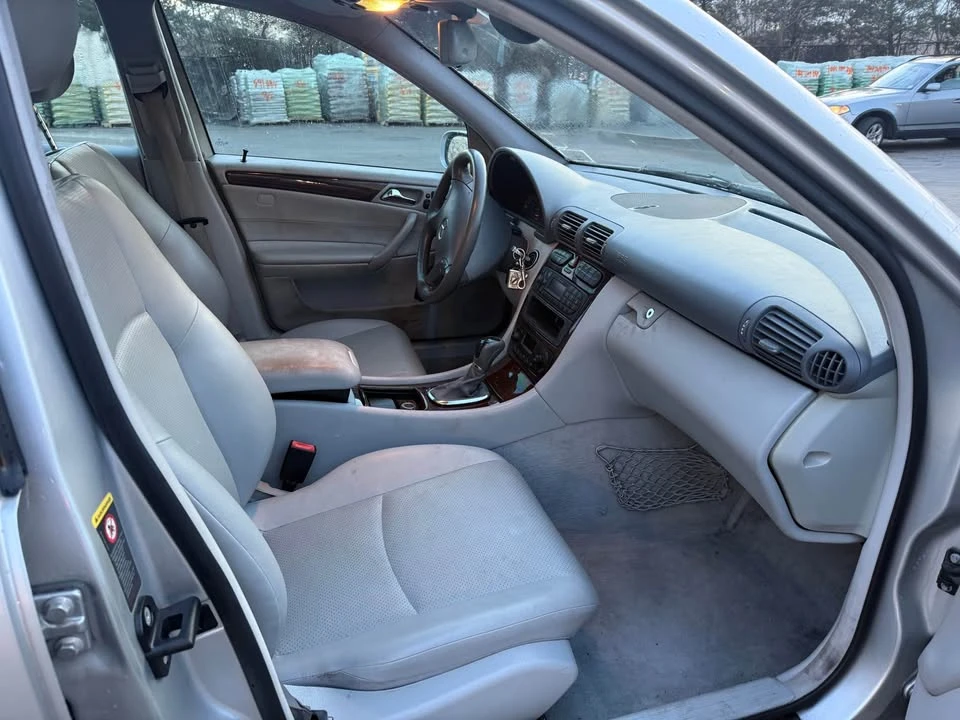 2003 Mercedes-Benz W203 C-Class - Image 7 of 9