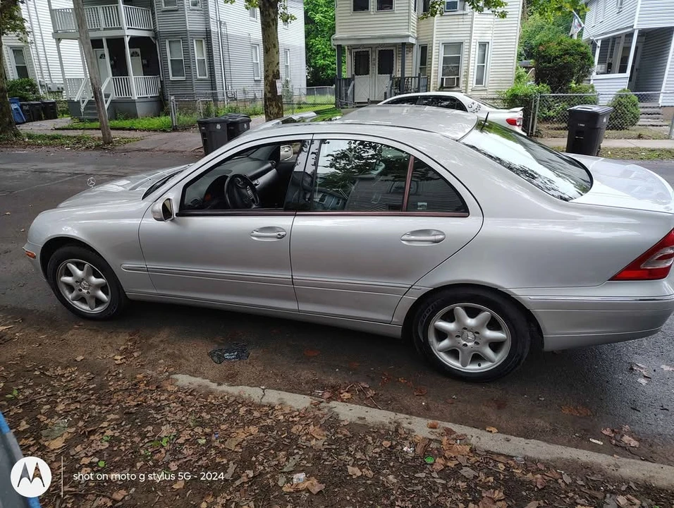 2003 Mercedes-Benz W203 C-Class - Image 3 of 9