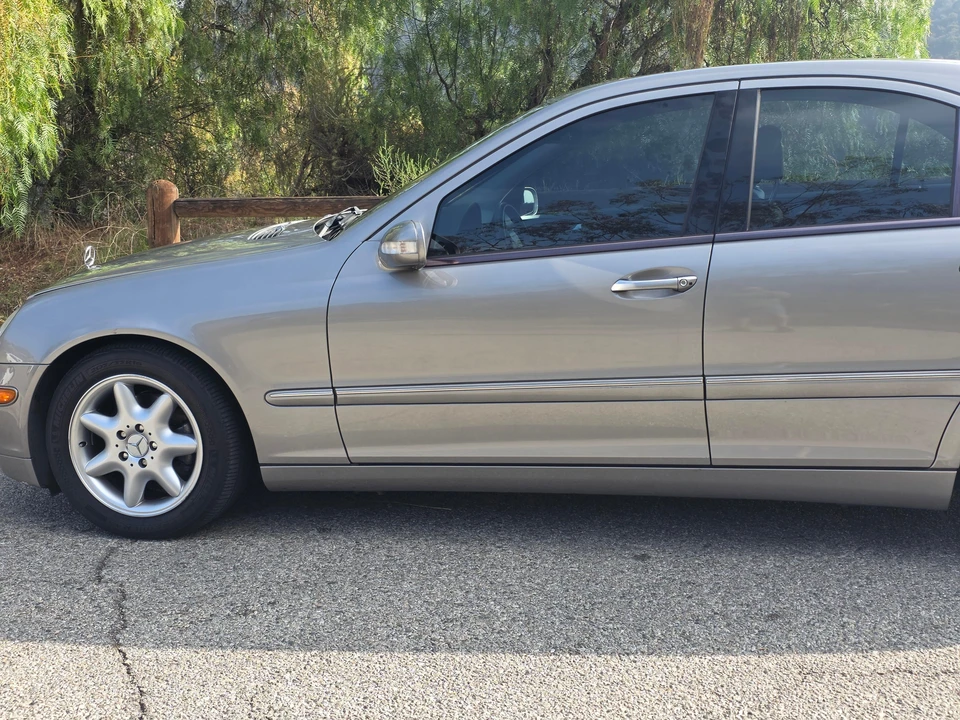 2003 Mercedes-Benz W203 C-Class - Image 17 of 31