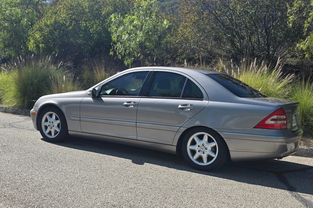 2003 Mercedes-Benz W203 C-Class - Image 13 of 31