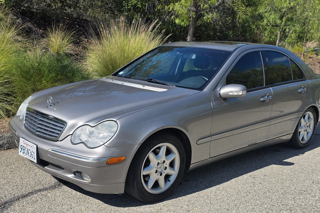 2003 Mercedes-Benz W203 C-Class - Image 11 of 31