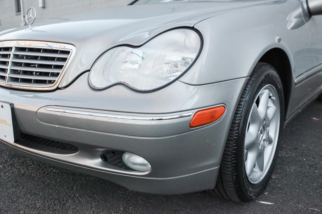 2003 Mercedes-Benz W203 C-Class - Image 14 of 31