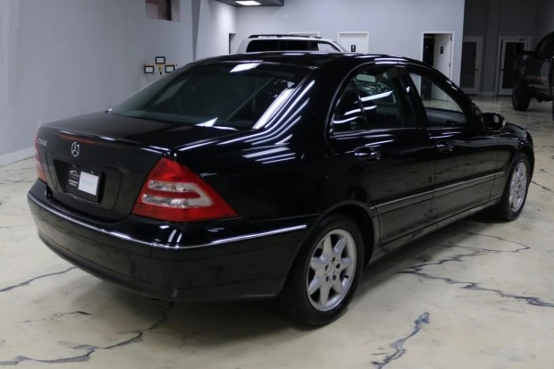 2003 Mercedes-Benz W203 C-Class - Image 2 of 7