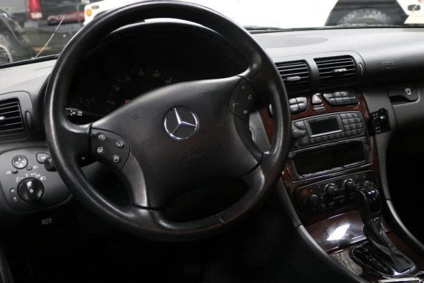 2003 Mercedes-Benz W203 C-Class - Image 5 of 7