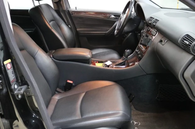 2003 Mercedes-Benz W203 C-Class - Image 4 of 7