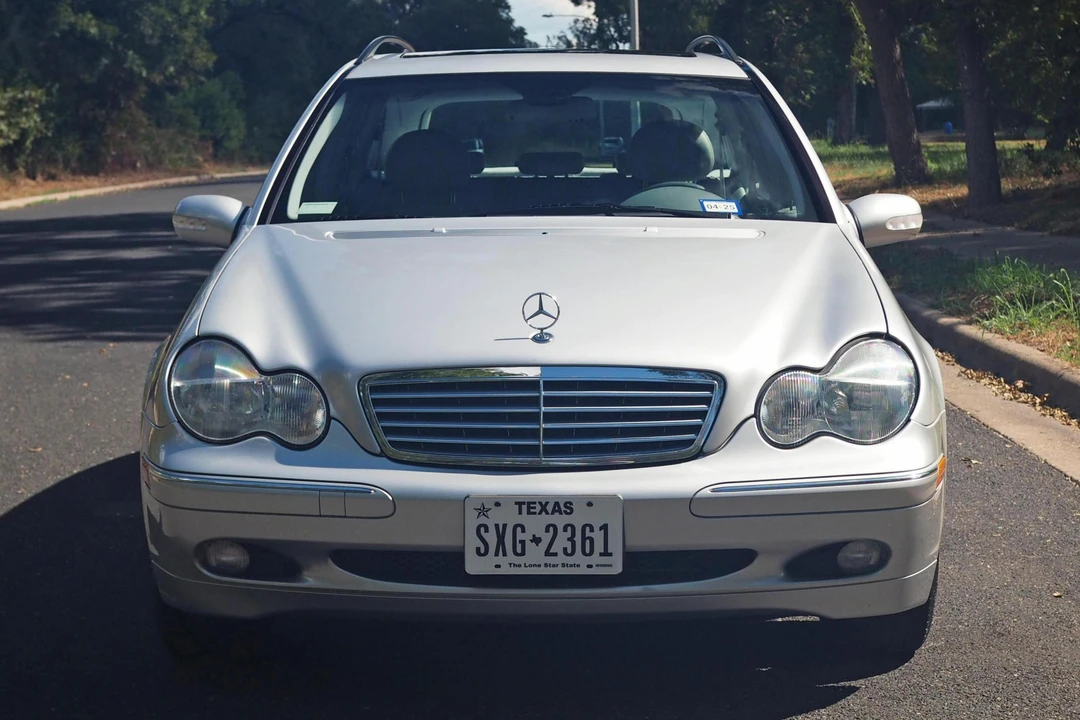 2003 Mercedes-Benz W203 C-Class - Image 2 of 31