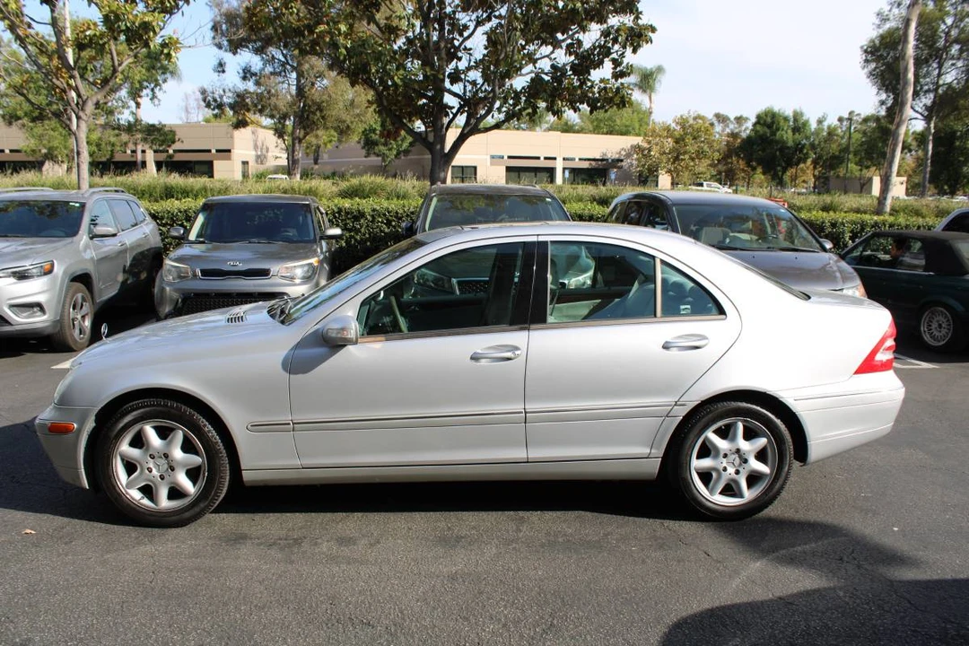 2003 Mercedes-Benz W203 C-Class - Image 5 of 8