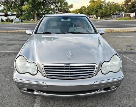 2003 Mercedes-Benz C240