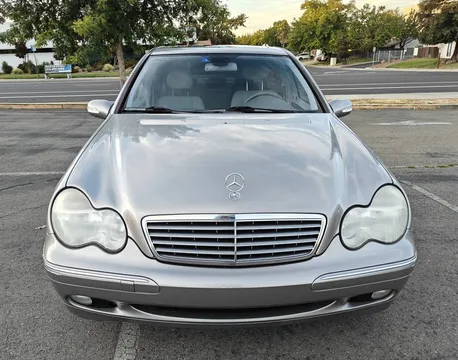 2003 Mercedes-Benz C240