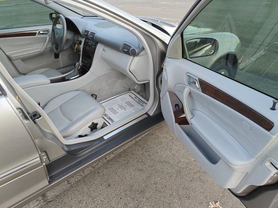 2003 Mercedes-Benz W203 C-Class - Image 17 of 21