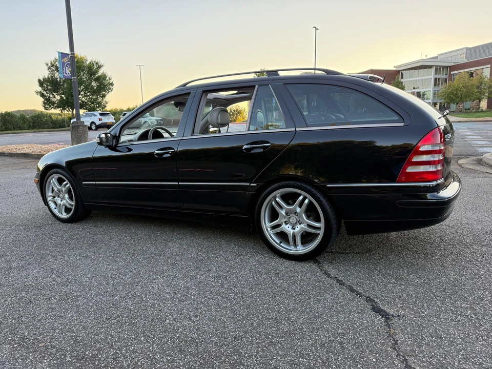 2003 Mercedes-Benz W203 C-Class - Image 9 of 31