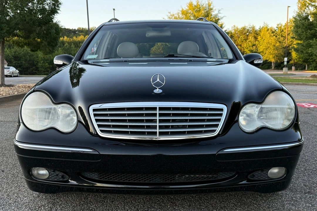2003 Mercedes-Benz W203 C-Class - Image 2 of 31