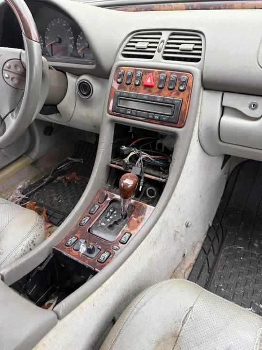2003 Mercedes-Benz C208/A208 CLK-Class - Image 2 of 10