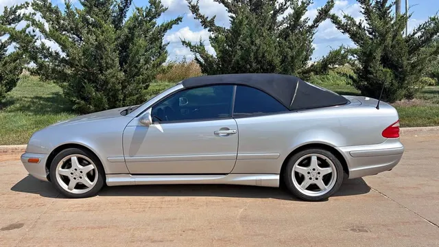 2003 Mercedes-Benz CLK-Class CLK 430 Cabriolet 2D