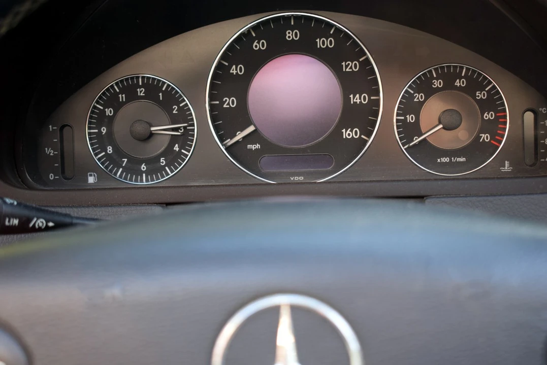 2003 Mercedes-Benz C209/A209 CLK-Class - Image 26 of 30