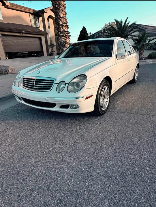 2003 Mercedes-Benz E-Class - Image 2 of 11