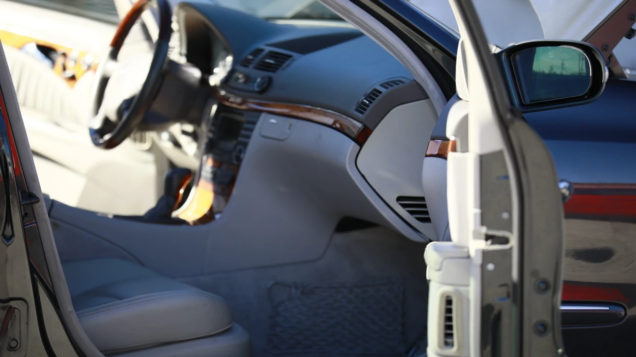 2003 Mercedes-Benz W211 E-Class - Image 10 of 21