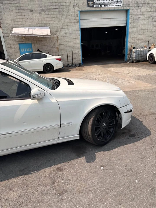 2003 Mercedes-Benz W211 E 55 & E 63 AMG - Image 4 of 10
