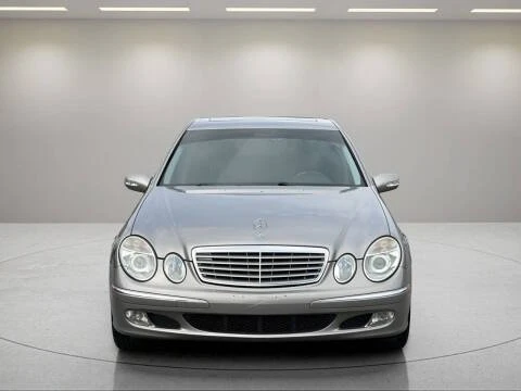 2003 Mercedes-Benz W211 E-Class - Image 2 of 19