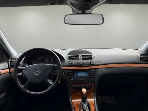2003 Mercedes-Benz W211 E-Class - Image 11 of 19