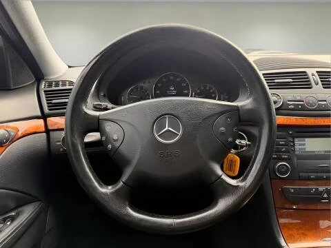 2003 Mercedes-Benz W211 E-Class - Image 12 of 19