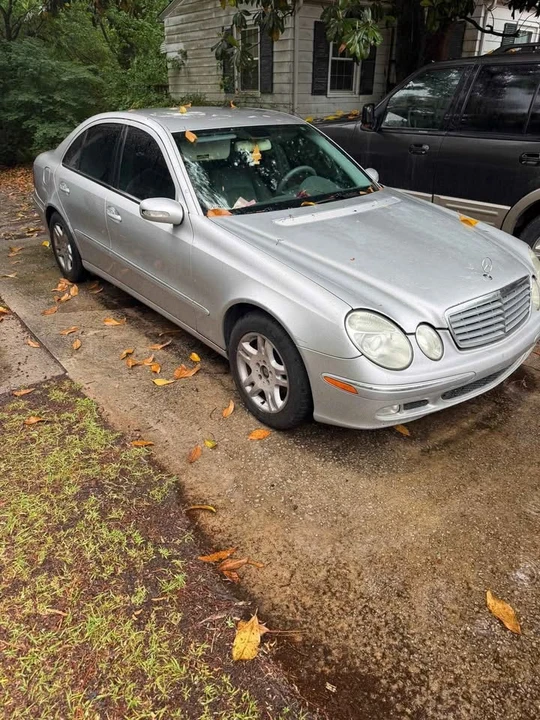 2003 Mercedes-Benz W211 E-Class - Image 2 of 4