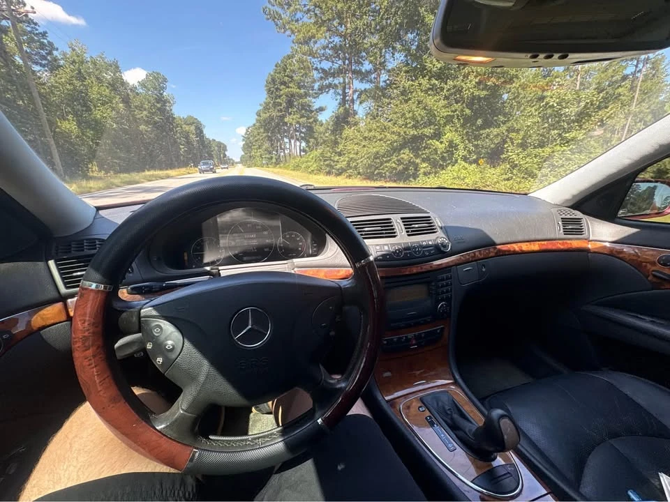 2003 Mercedes-Benz W210 E-Class - Image 2 of 2