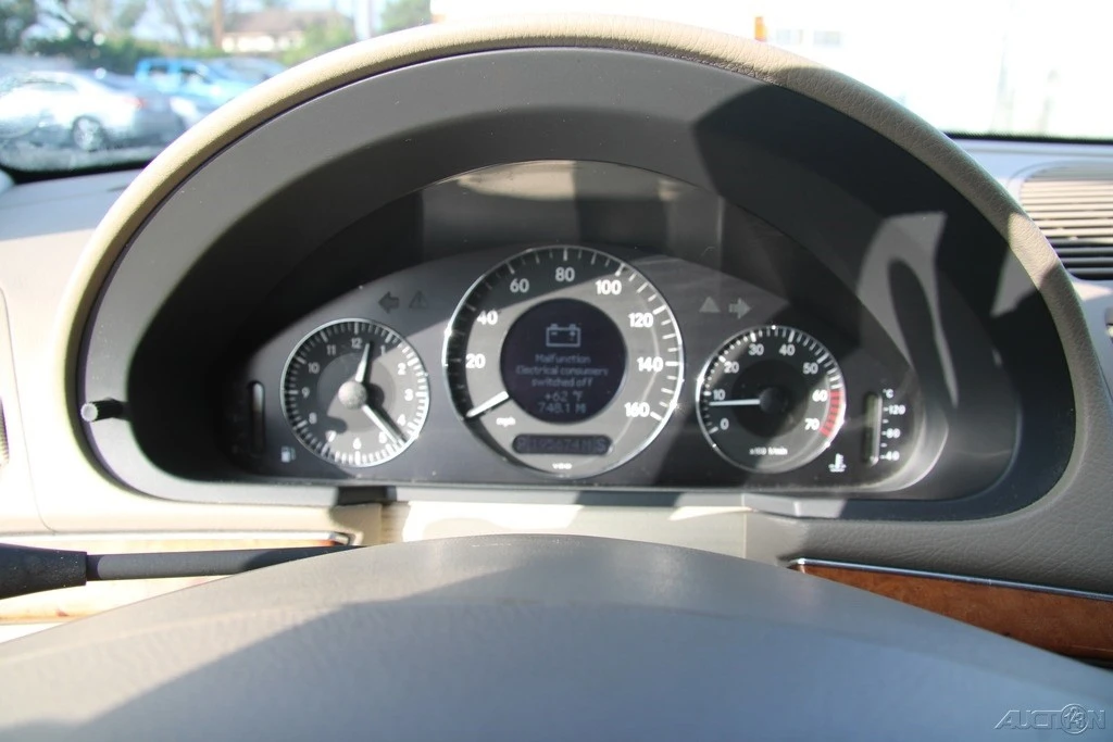 2003 Mercedes-Benz W211 E-Class - Image 15 of 21