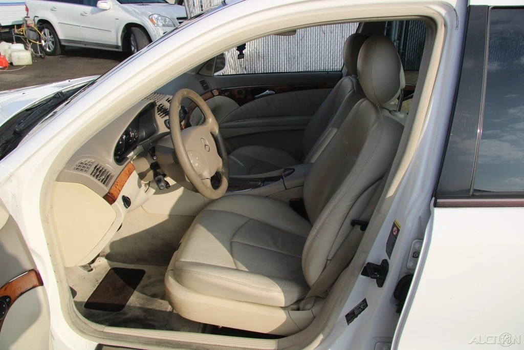 2003 Mercedes-Benz W211 E-Class - Image 13 of 21