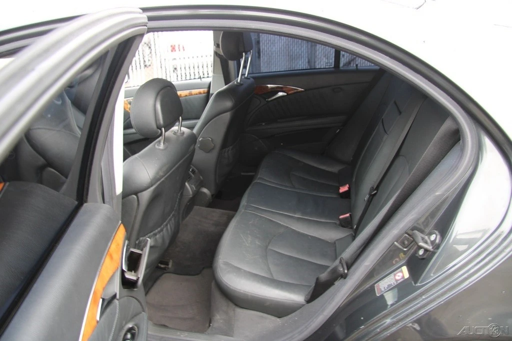 2003 Mercedes-Benz W211 E-Class - Image 14 of 21