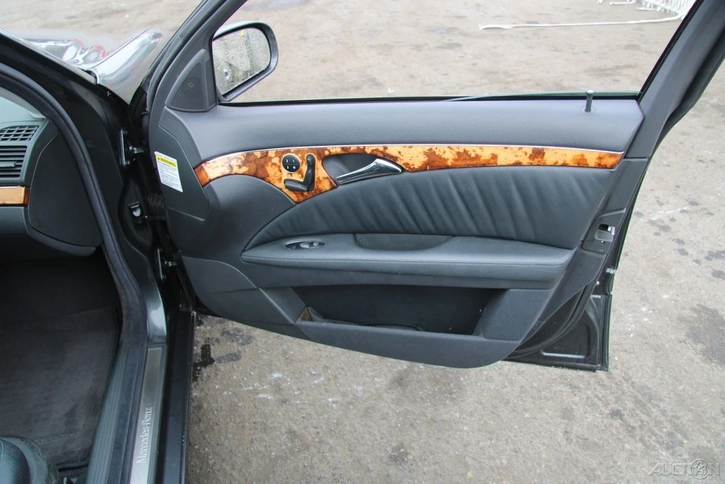 2003 Mercedes-Benz W211 E-Class - Image 19 of 21
