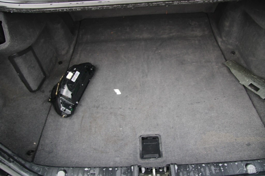 2003 Mercedes-Benz W211 E-Class - Image 15 of 21