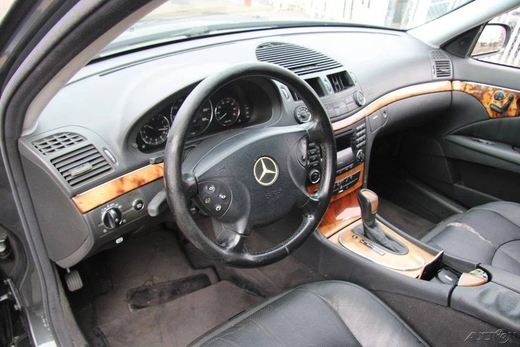2003 Mercedes-Benz W211 E-Class - Image 7 of 21