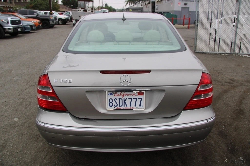 2003 Mercedes-Benz W211 E-Class - Image 5 of 21