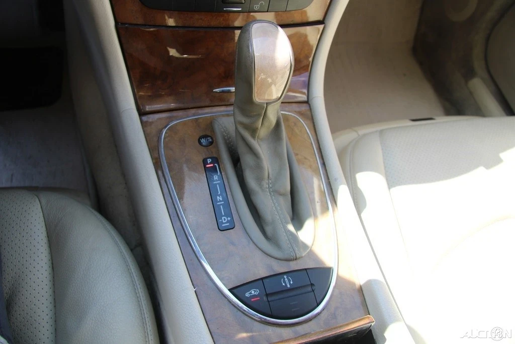 2003 Mercedes-Benz W211 E-Class - Image 17 of 21