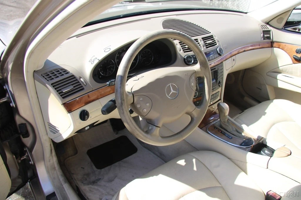 2003 Mercedes-Benz W211 E-Class - Image 13 of 21