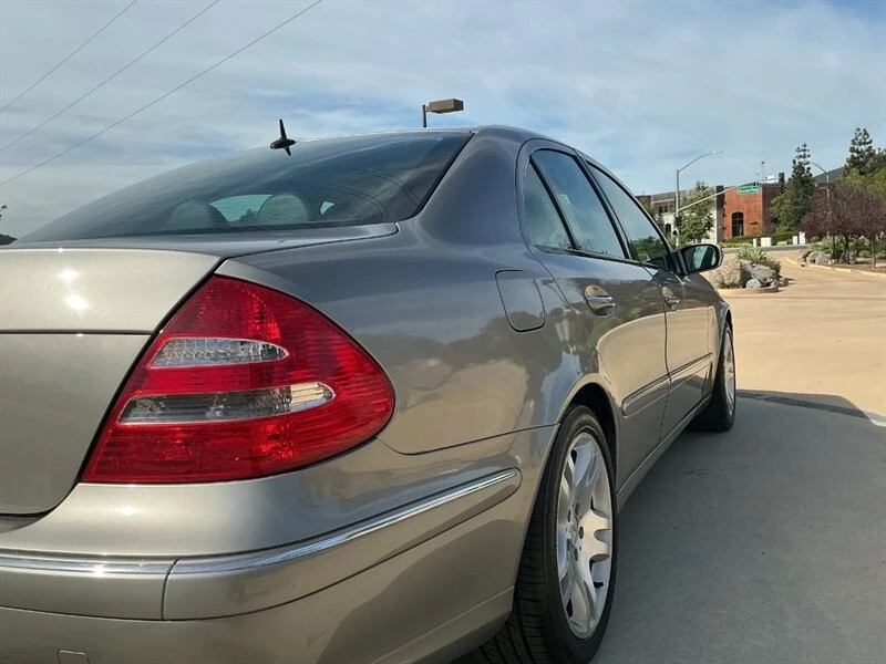 2003 Mercedes-Benz W211 E-Class - Image 12 of 21