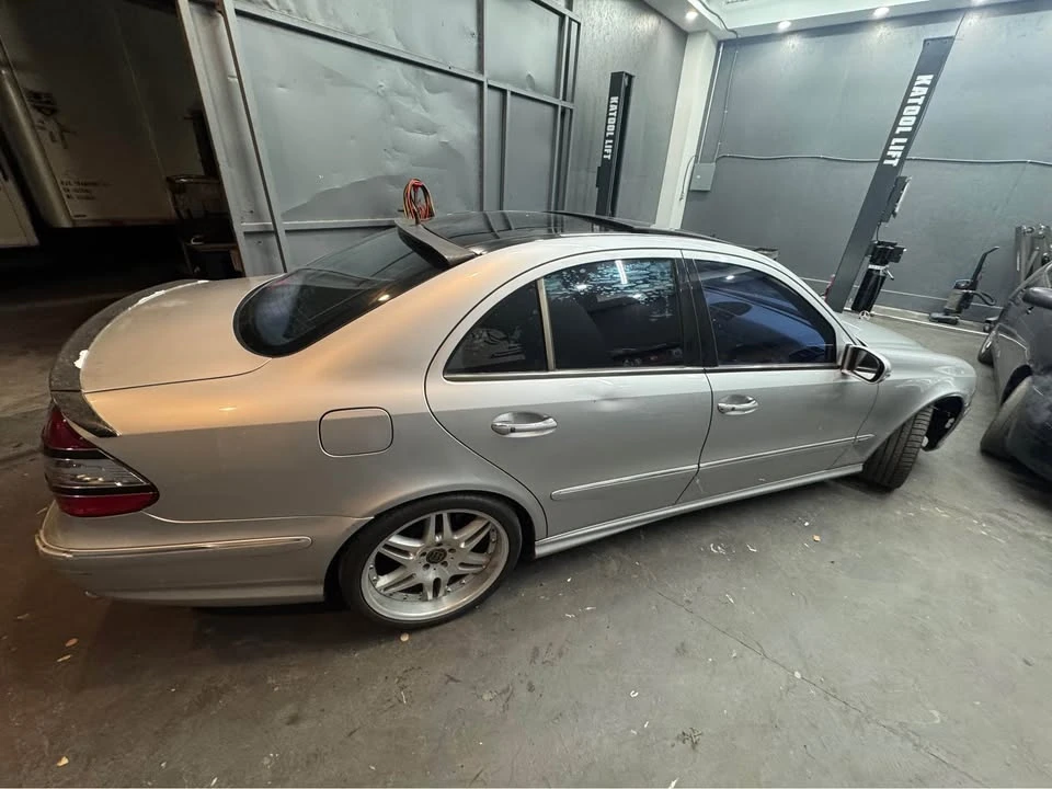 2003 Mercedes-Benz W211 E 55 & E 63 AMG - Image 5 of 7