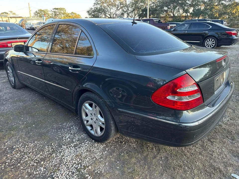 2003 Mercedes-Benz W211 E-Class - Image 2 of 4