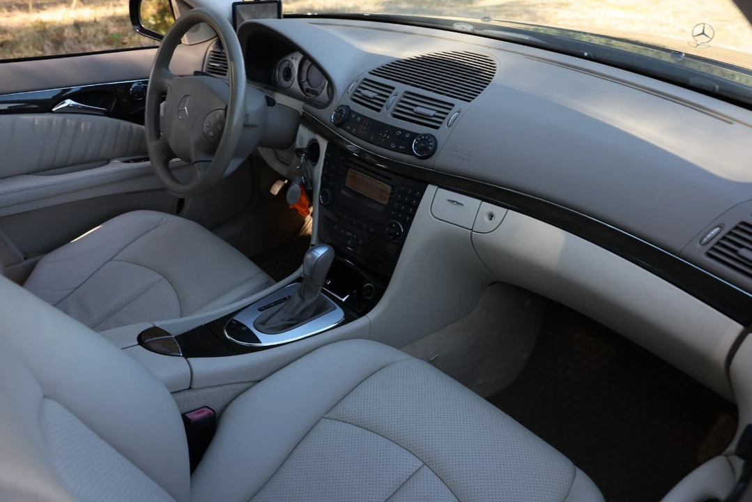 2003 Mercedes-Benz W210 E-Class - Image 16 of 21