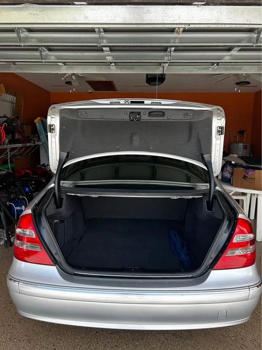 2003 Mercedes-Benz W210 E-Class - Image 10 of 12