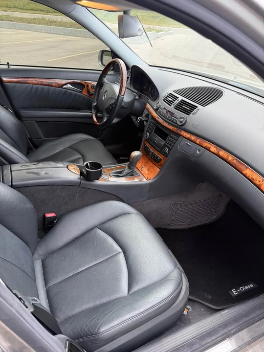2003 Mercedes-Benz W210 E-Class - Image 8 of 9