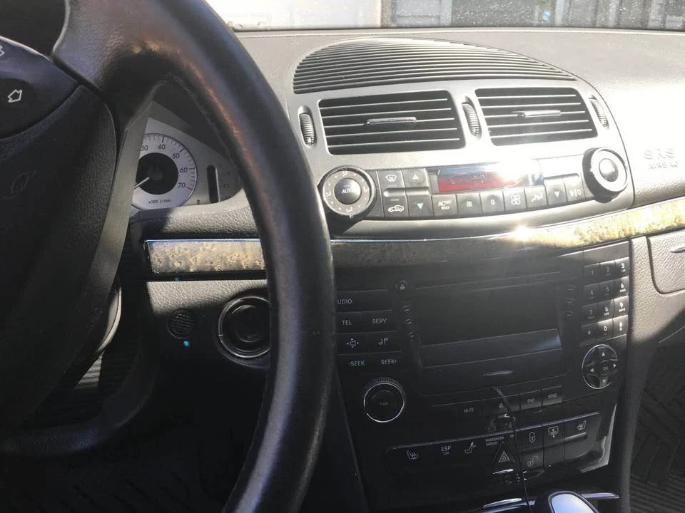 2003 Mercedes-Benz W210 E-Class - Image 8 of 12