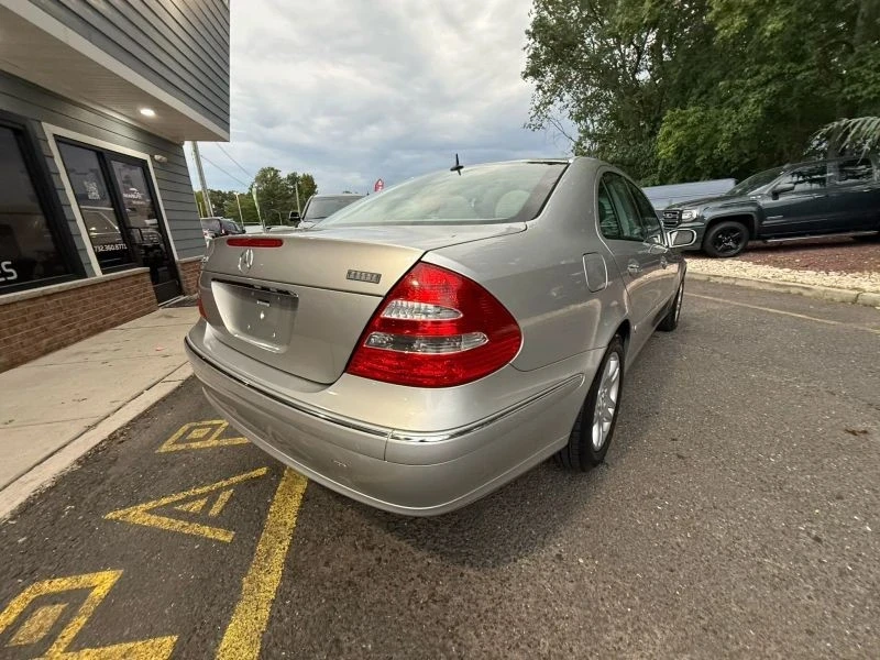 2003 Mercedes-Benz W211 E-Class - Image 6 of 12