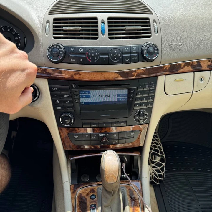 2003 Mercedes-Benz W210 E-Class - Image 11 of 12